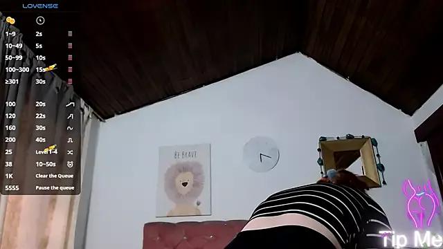 CelessteRedds on StripChat 