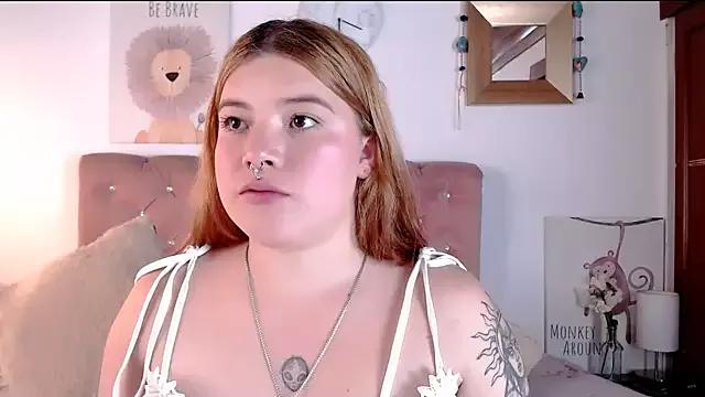 CelessteRedds on StripChat 