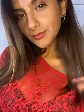 Freechat chicachocolate01 on StripChat