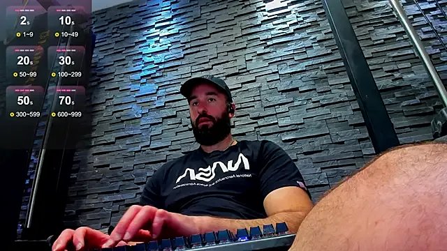 Freechat David_Big_Daddy on StripChat