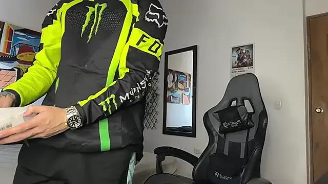 David_Brown18 — control my toy