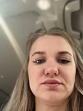 Freechat Devill_Angel_ on StripChat