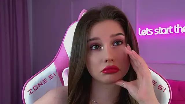 DianaVert on StripChat