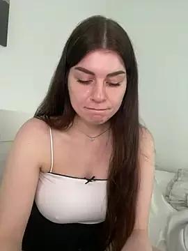 Freechat EllyNora on StripChat