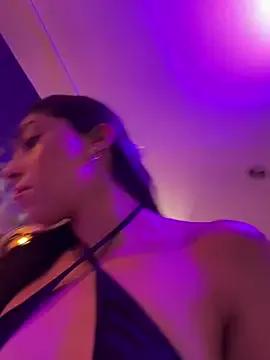 Ema_azel — Freechat on StripChat