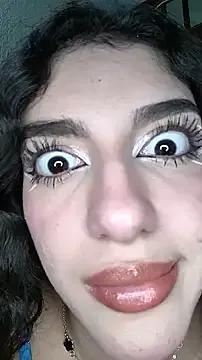 Emily-hottson — Show tits 