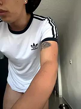 Freechat ErosVale on StripChat