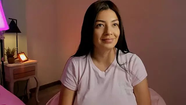 EvaaStevens on StripChat 