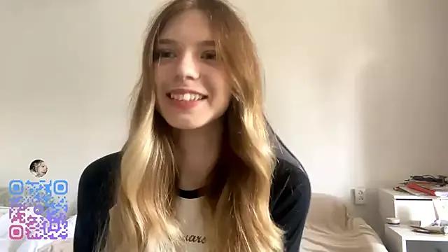 FruityXo — Close eyes contact + Massage boobs