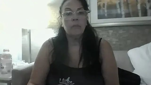 Freechat Goddessdianastorm on StripChat