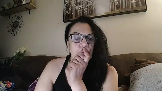 Freechat Goddessdianastorm on StripChat