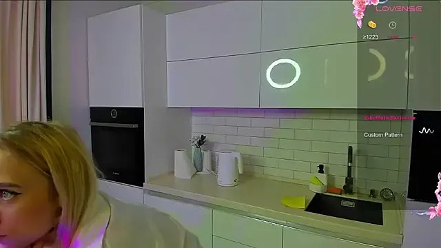 Freechat graseflower on StripChat