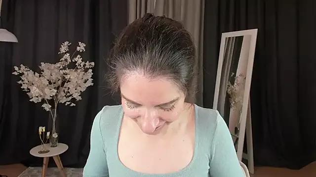 Freechat helentasty on StripChat