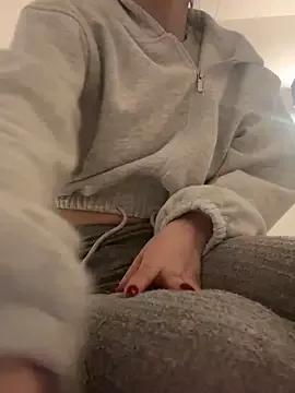 Freechat Holly-Glamour on StripChat