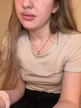 Freechat Holly-Glamour on StripChat