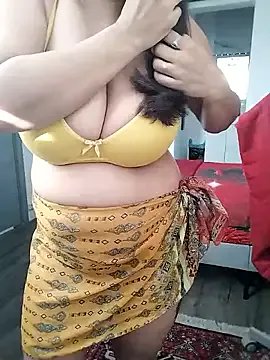 Freechat HotSpicyGujju on StripChat