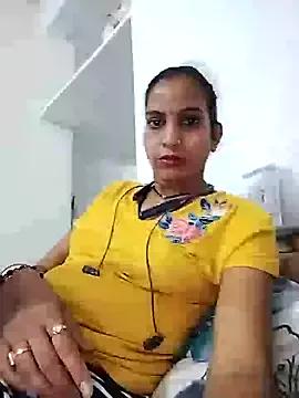 Hotty-Nidhi on StripChat 