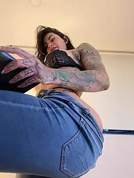 Iam_Annii on StripChat