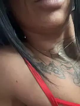 IntiMia on StripChat 