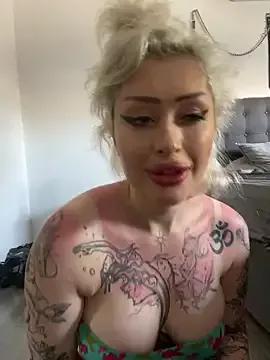 JennaLinn — Play with dildo