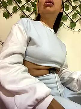 JesicaHorny69 — Un dedo en el culo