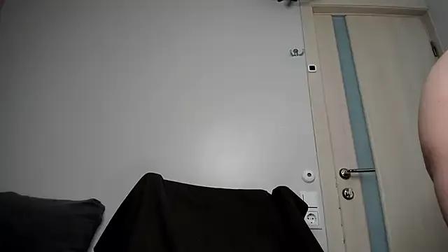 Freechat JuliaBusty on StripChat