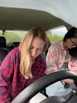 JulliaVegas on StripChat 