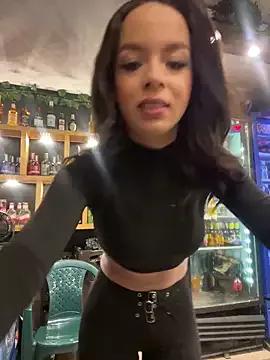 JullieBoo on StripChat 