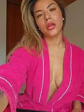 Karen_San_Miguel — Boobs outside in public