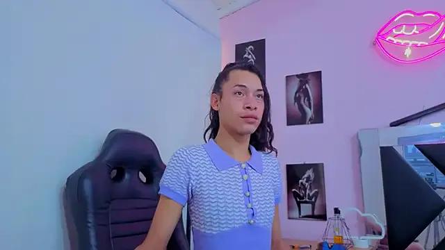 karla_cutesweet — kisses for karla