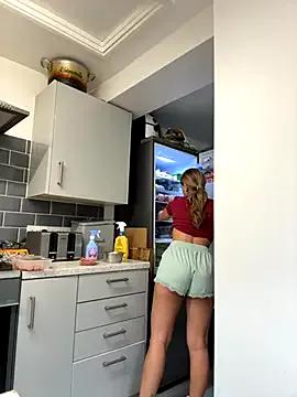 KayleeBella — Bounce these boobs 