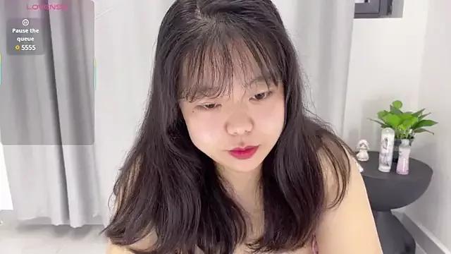 Kittenfishing on StripChat 