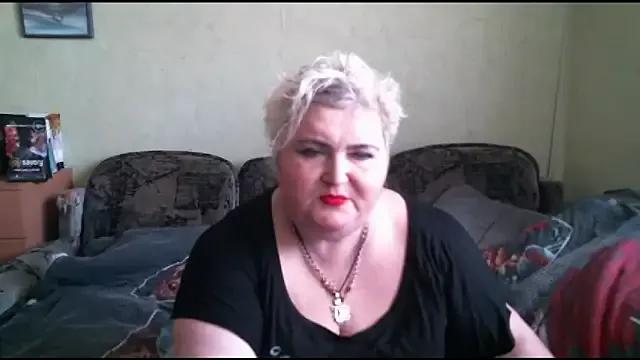 Lana555 on StripChat 