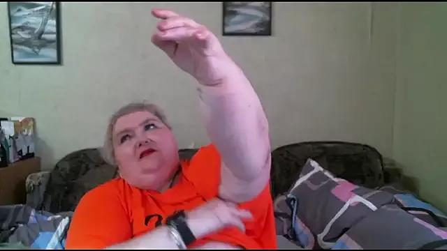 Lana555 on StripChat 