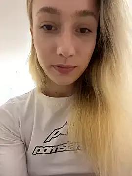 Lia__Love — Loudly spank ass until it turns red
