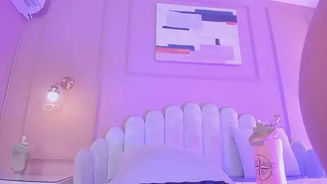 lia_ass_ — milk on my ass + plug