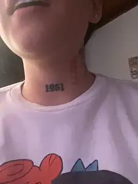 liahouses on StripChat