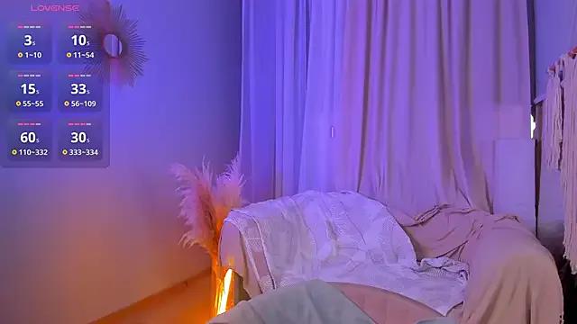 LilLisa — Ass close up to cam