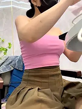 Freechat Linh_2004 on StripChat