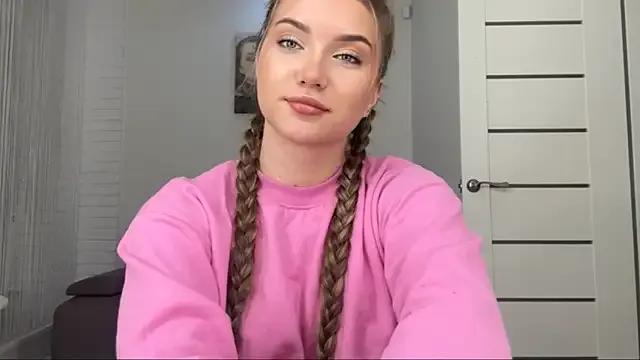 LouraStalter — SQUEEZE BOOBS