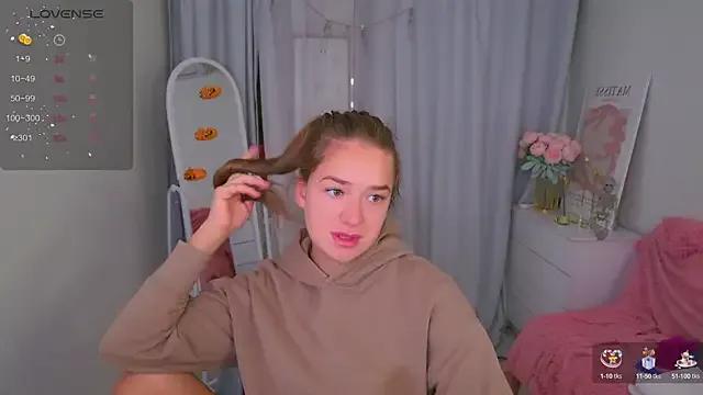 LovelyJessie — make my ass red