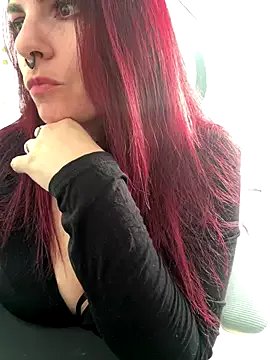 Freechat LunaMoongirl on StripChat