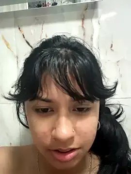 lynn9000 on StripChat 