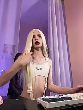 Private madi_snow on StripChat