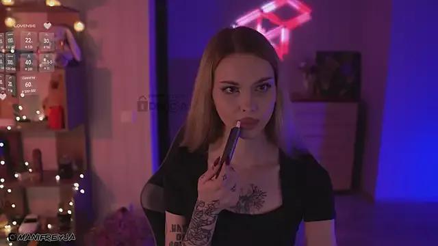 Freechat ManiFreyja on StripChat