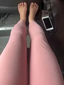 Freechat May-Squirt on StripChat