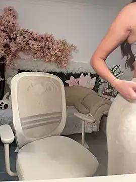 Freechat Meliazz on StripChat