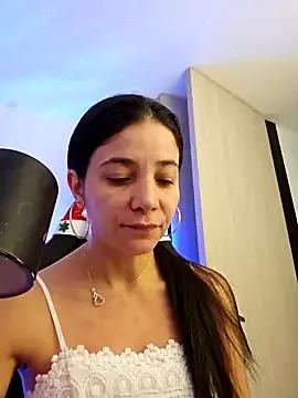 miaeyes on StripChat