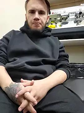 mikienn on StripChat 