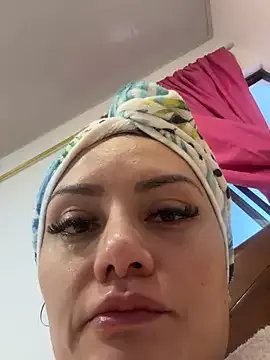 Miss_ary on StripChat 